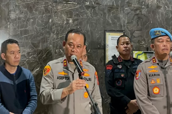 Driver Ojol Tewas Ditabrak...