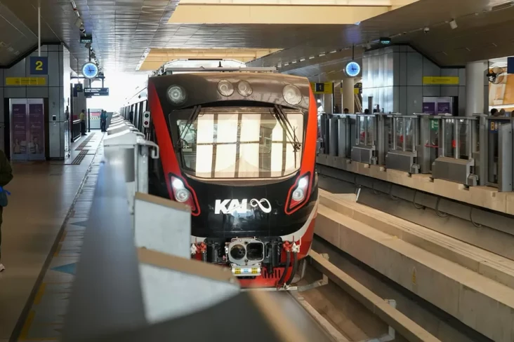 LRT Tingkatkan Pengamanan...