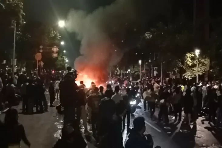 Dipukul Mundur Pakai...