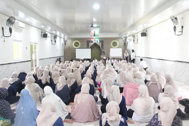 Sambangi Lapas Tangerang,...
