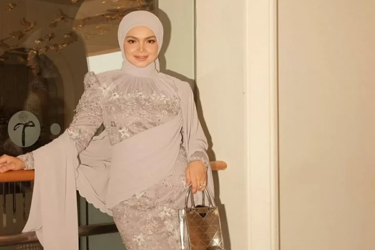 Panjatkan Doa, Siti...