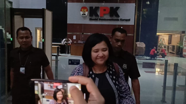 Fiona Handayani Mantan...