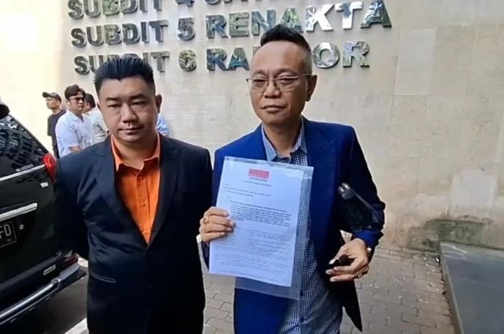 Sekjen Peradi Bersatu...