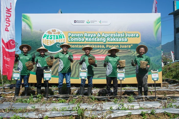 Petrokimia Gresik Dorong...