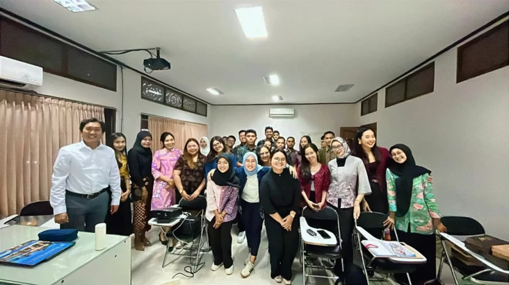 Dosen MNC University...