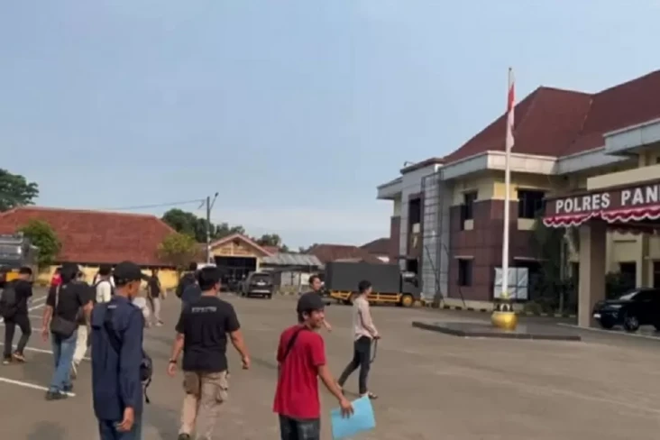 Demonstran di Pandeglang...