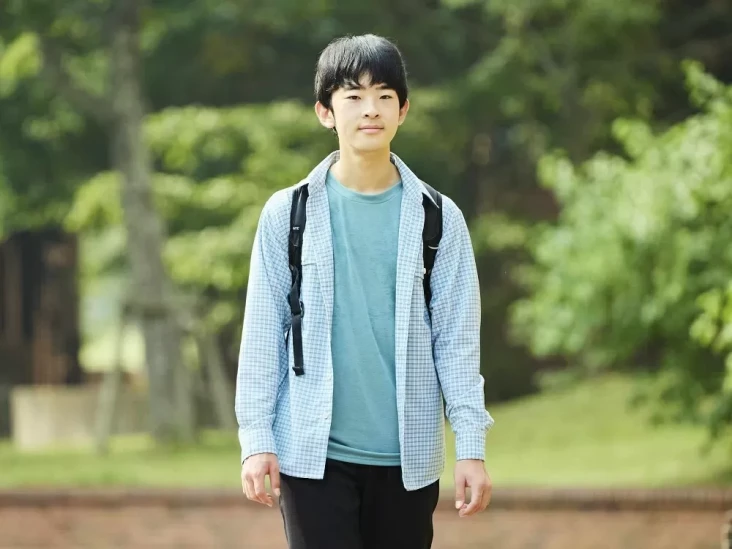 Siapa Hisahito? Pangeran...