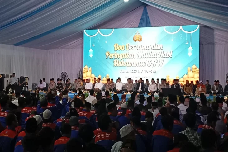 Kapolri Bersama Ribuan...