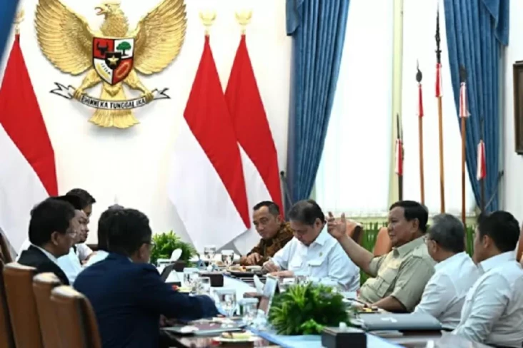 Prabowo Minta Program...