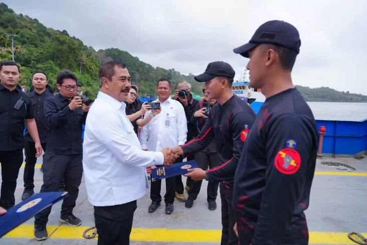 Tiga Petugas Nusakambangan...