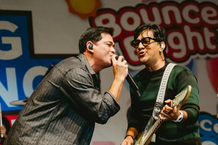 10 Band Indonesia dengan...