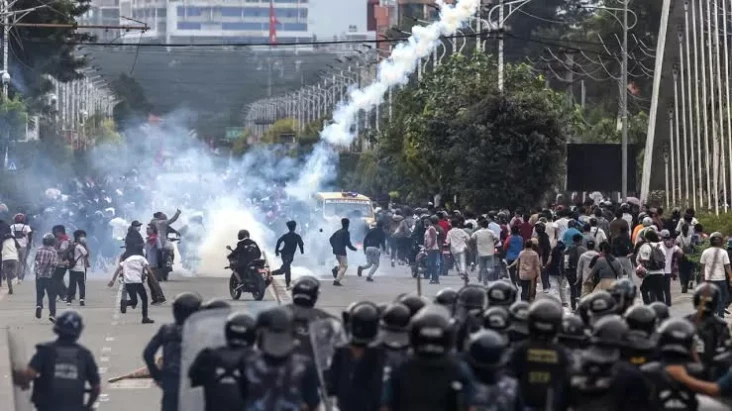 Nepal Cabut Larangan...