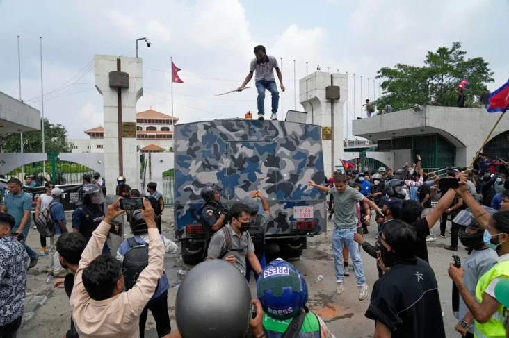 7 Alasan Gen Z Nepal...