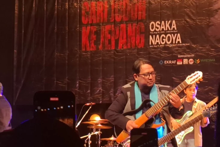 Sukses Tur Konser di...