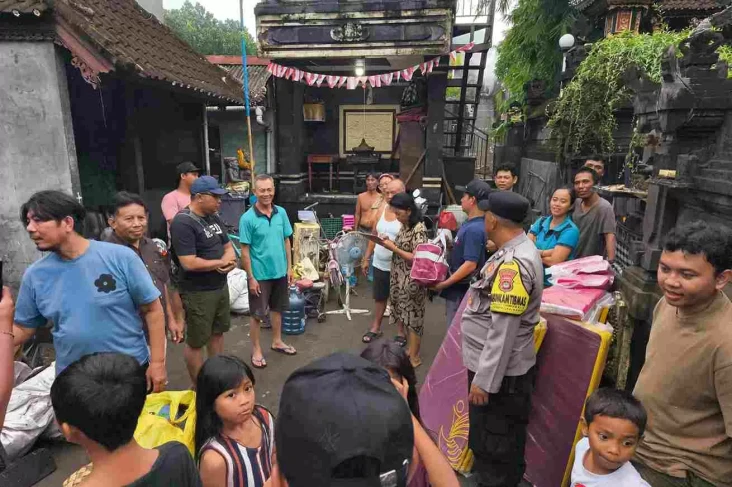 Kemensos Kirim Bantuan...