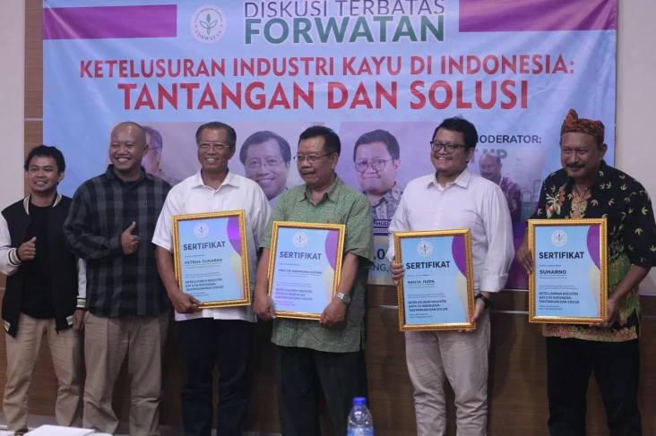 Pengamat Kehutanan:...