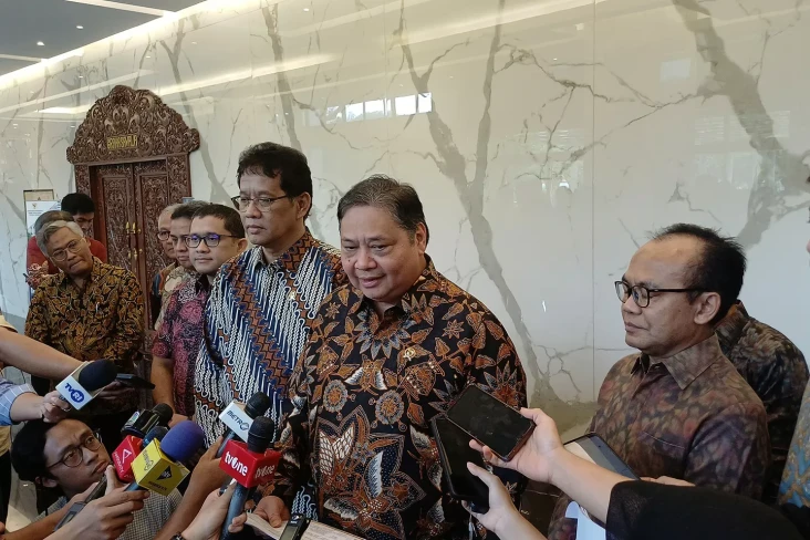 Pemerintah Siapkan Paket...