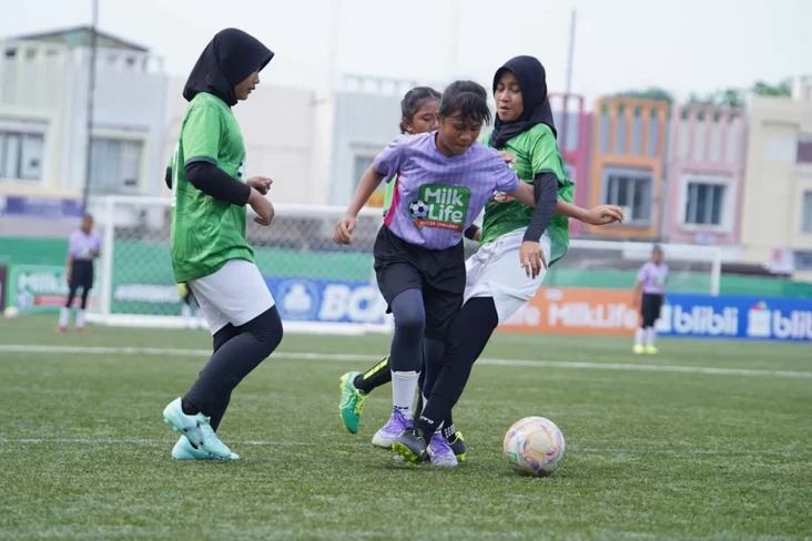Gelora Sepak Bola Putri...