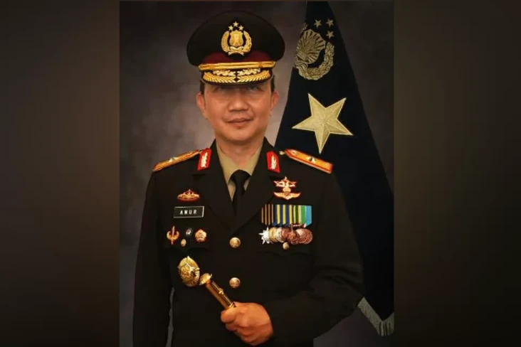 Profil Irjen Amur Chandra...