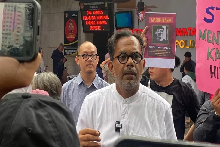 Datangi Polda Metro...