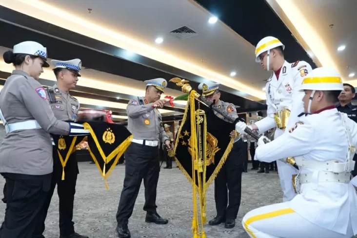 Sambut Hari Lalu Lintas...