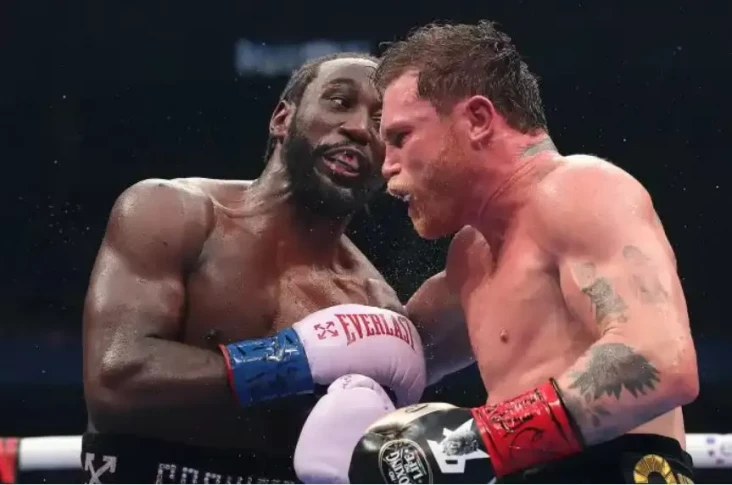Manuver Terence Crawford...
