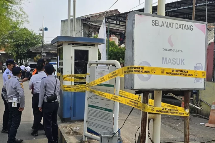 Pramono Dukung Penyegelan...