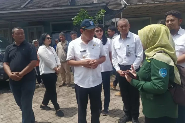 Kurangi Beban TPA Cipayung,...