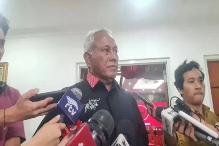 PDIP Ancam Pecat Kader...