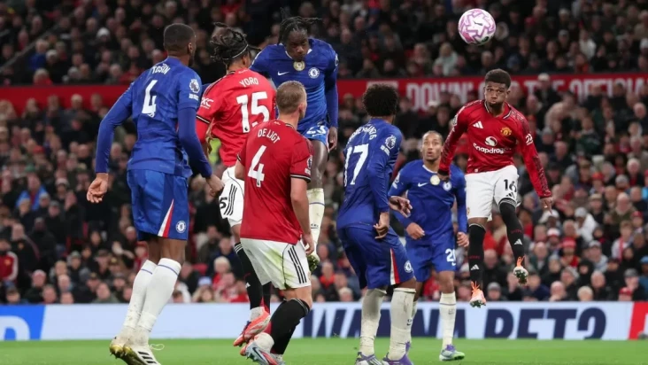 Hasil Liga Inggris:...