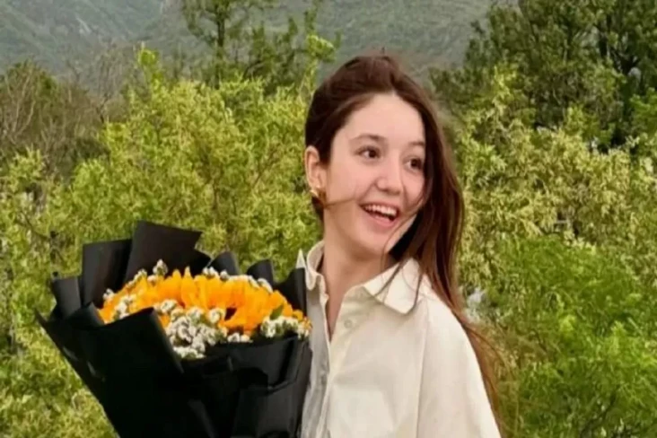 TikToker Cantik Sana...