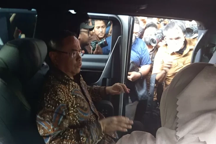 KPK Kembali Periksa...