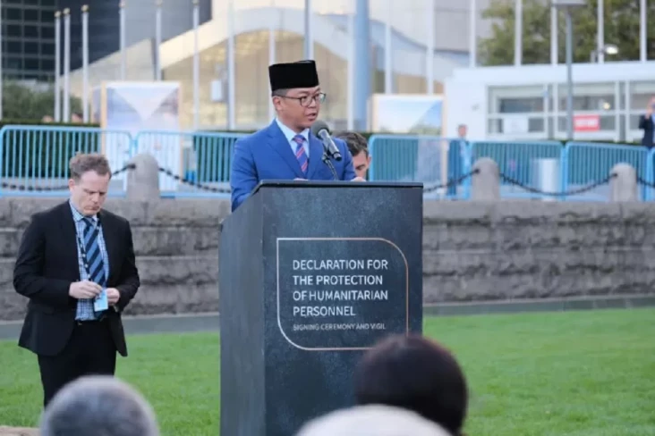 Menlu Sugiono: Dorong...