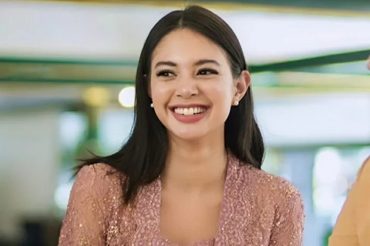 Aurelie Moeremans Umumkan...