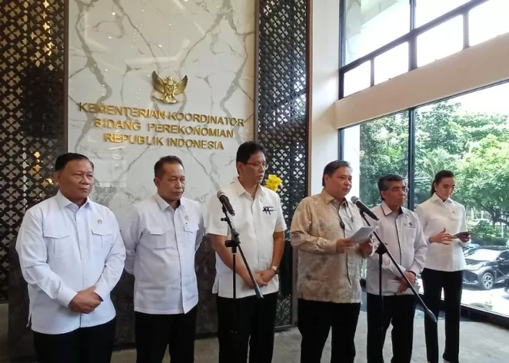 Purbaya Cs Kumpul Bahas...