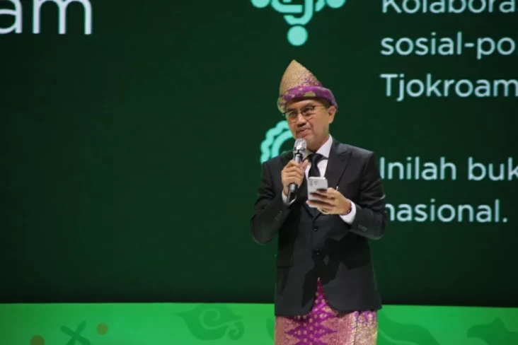 HNI Rayakan Milad Ke-13...