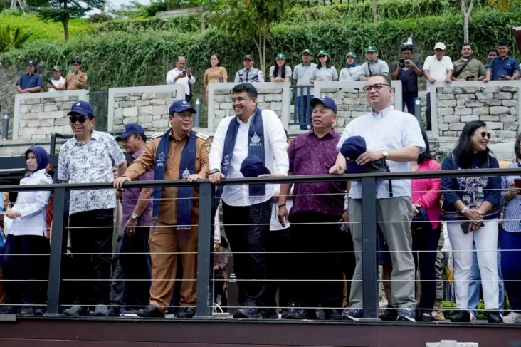 Gubernur Bobby Nasution...