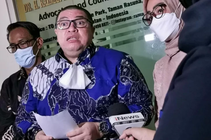 Razman Nasution Sakit...