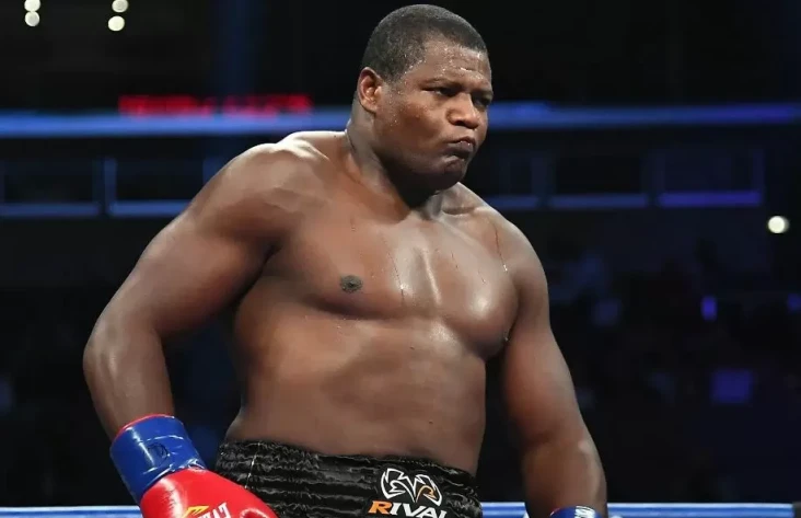 Luis Ortiz Menang KO...