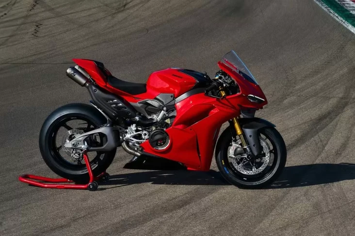 Ducati Kenalkan Motor...