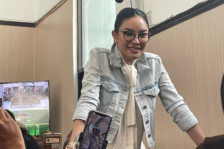 BPOM Tolak Jadi Saksi,...