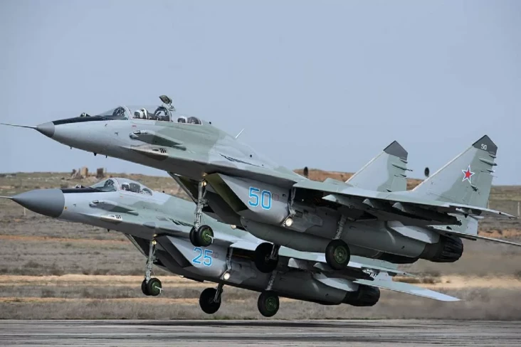 Iran Dipasok Jet Tempur...