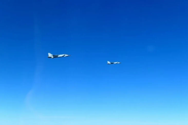 Seteru Memanas, Jet...