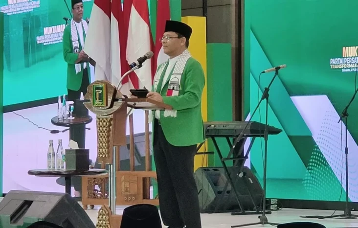 Buka Muktamar X, Mardiono...