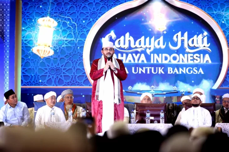 Habib Nabiel Al Musawa...