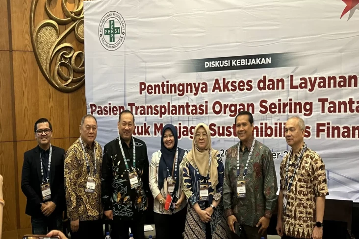 Transplantasi Ginjal...