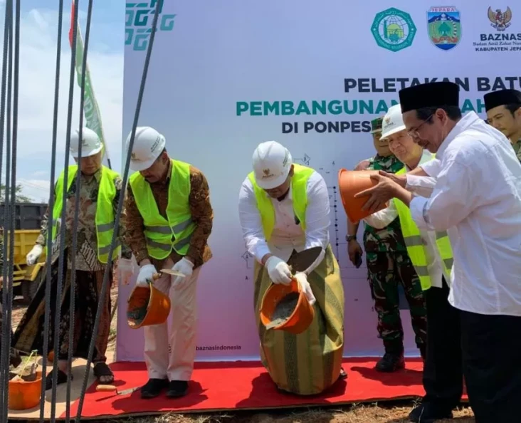 Peletakan Batu Pertama...
