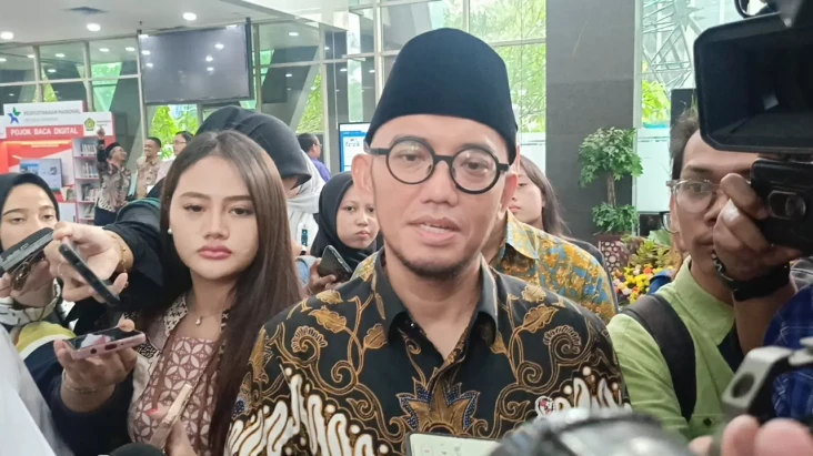 Petugas Haji akan Masuk...