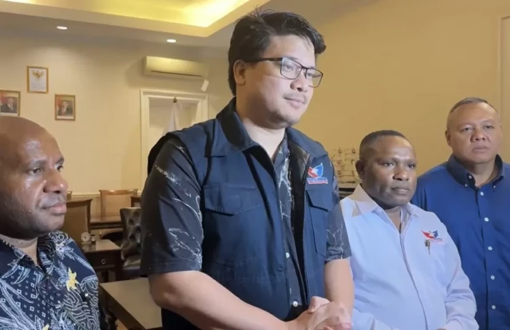 Amandus Pigai Ditunjuk...