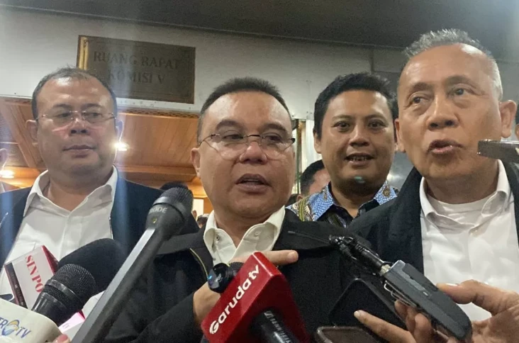 MK Diminta Hapus Tunjangan...